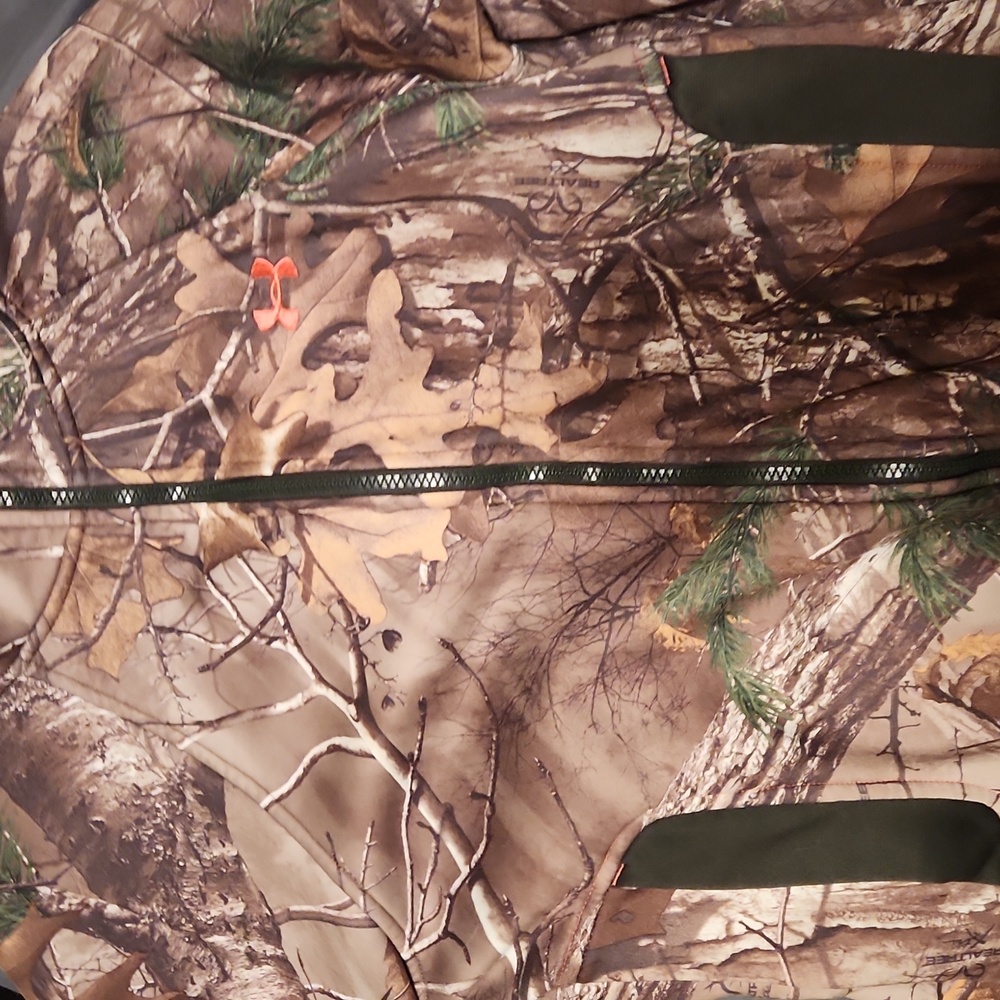 Realistic hunting camo jacket